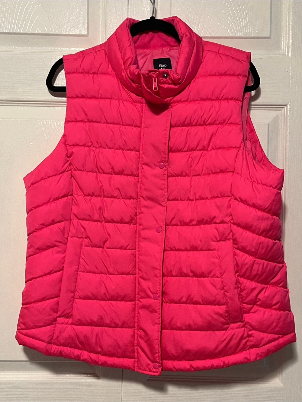 GAP Bright Pink Quilted Puffer Vest - Sleeveless